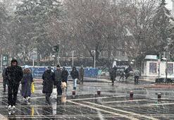 Kayseri'de kar yağışı etkili oldu