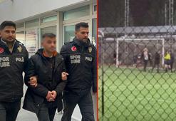 Antrenör, kadın hakeme saldırıp tokat attı