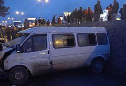 Sinop'ta işçi servis minibüsü ile otomobil çarpıştı: 1 ölü, 10 yaralı