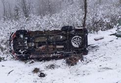 Ordu'da kamyonet karla kaplı yolda şarampole yuvarlandı: 6 yaralı