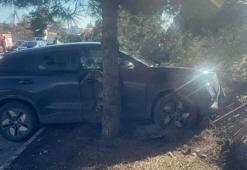 Diyarbakır’da otomobil ve cip çarpıştı; 1’i ağır, 3 yaralı