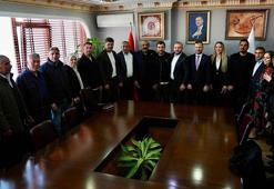 Arnavutköy’de CHP'den istifa eden belediye meclis üyeleri AK Parti’ye geçti