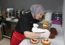 Kursa gidip, çocukluk hayali pastacılığa başladı