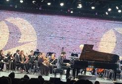 'March of Love-Aşkın Yürüyüşü' etkinliği New York'ta sanatseverlerle buluştu