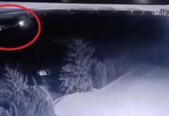 TIR'ın bariyerlere çarptığı kaza kamerada