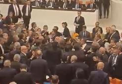 BÜTÇE GÖRÜŞMESİNDE YUMRUKLU KAVGA