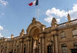 Elysee Sarayı’nda soygun: Binlerce avroluk gümüş eşya ele geçirildi