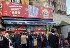 Yılbaşına sayılı günler kaldı; Nimet Abla gişesi önünde yoğunluk arttı