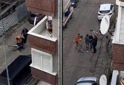 Avcılar’da sopalı ‘gürültü’ kavgası kamerada