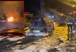 Eyüpsultan’da otomobil alev alev yandı