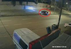 Bursa'da takla atan otomobil, direğe çarptı; kaza anı kamerada