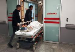 Boşanma aşamasındaki eşini eve kadar takip edip bıçakladı