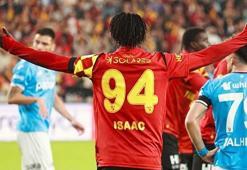 Isaac Solet'ten Göztepe paylaşımı geldi