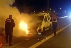 Aydın’da hafif ticari araçta çıkan yangın söndürüldü