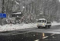 Bolu Dağı geçişinde yoğun kar yağışı