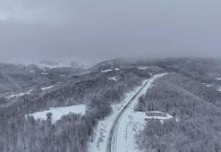 Samsun'da kar yağışı; bir mahallede eğitime ara verildi