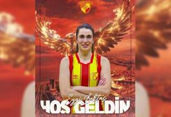 Göztepe filede Ezgi'yi aldı