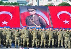 Manisa'da 3 bin 559 er, ant içip komando beresini taktı