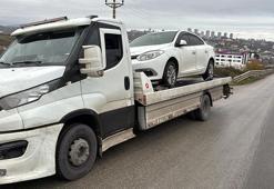 Oto kurtarıcıdaki otomobilde uyuşturucu hap ele geçirildi; 3 tutuklama