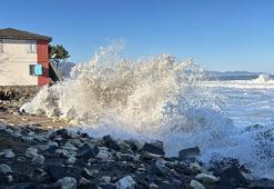 Ordu’da fırtına; dalga boyu 5 metreye ulaştı