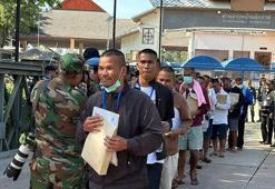 Tayland, 155 gündür alıkoyduğu 18 Kamboçyalı askeri iade etti