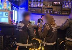 İzmir'in 9 ilçede operasyonlar; 3,5 ton taklit etiketli etil alkol ele geçirildi