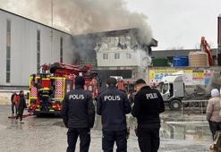 Beton santralinde çıkan yangında 2 işçi dumandan etkilendi