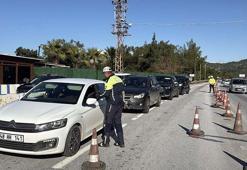 Bodrum'da yılbaşı öncesi tedbirler arttı; ilçeye son 24 saatte 10 bin araç giriş yaptı