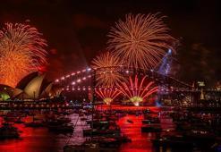 Avustralya yeni yıla girdi