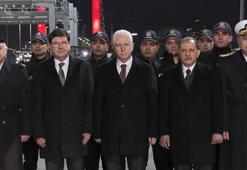 Vali Gül, 15 Temmuz Şehitler Köprüsü'nde denetimlere katıldı; sürücülerin yeni yılını kutladı