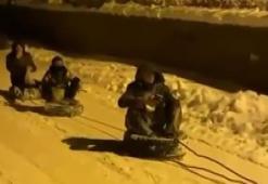 Muş’ta gençler ve çocuklar karın keyfini çıkardı