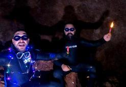 Yeni yılı su altı mağarasında karşıladılar