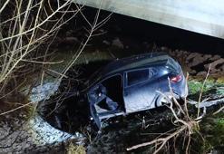 Bursa'da otomobil dereye düştü: 1 yaralı