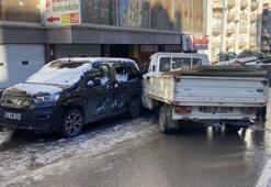 Buzlanan yolda 2 yıl üst üste park halindeki aracına çarptılar