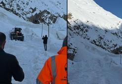Hakkari-Van kara yoluna çığ düştü; o anlar kamerada