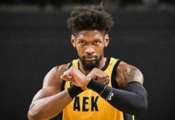 Fenerbahçe Beko, Chris Silva'yı kadrosuna kattığını duyurdu