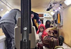 Köyde rahatsızlanan 2 bebek, paletli ambulansla hastaneye nakledildi