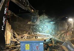 Edirne’de metruk binanın çatısı çöktü; bitişiğindeki ev tahliye edildi