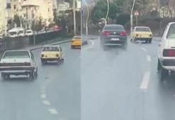 İstanbul trafiğinde plakasız ve aynasız 2 araç böyle ilerledi