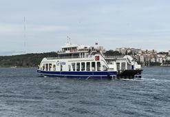 Bozcaada ve Gökçeada’da feribot seferlerine fırtına engeli