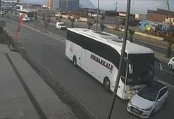 Yolcu otobüsü, otomobile çarptı; 1'i çocuk 3 yaralı