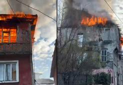 Kocaeli’de 3 katlı binada yangın