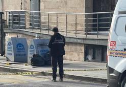 Gebze’de silahla araçtan açılan ateşte 2 kişi yaralandı