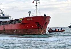 Karaya oturan kuru yük gemisi kurtarıldı
