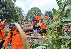 Endonezya'da sel: 16 ölü