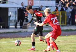 Karşıyaka ile Fenerbahçe anlaşamadı, Adem Yeşilyurt takımında kaldı