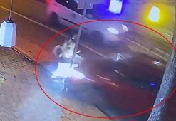 Otomobil ile motosikletin çarpıştığı kaza kamerada: 2 yaralı