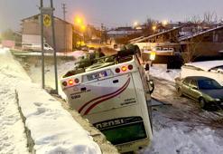 Malatya'da işçi servis midibüsü devrildi; 9 yaralı