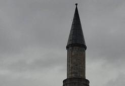 Ayasofya Camii, Mimar Sinan Minaresinin alemi düştü