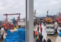 Yalova'da tersaneler bölgesinde vinç devrildi